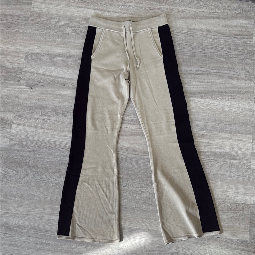 Blanc Noir Color Blocked Wide Leg Knit Sweat Pant